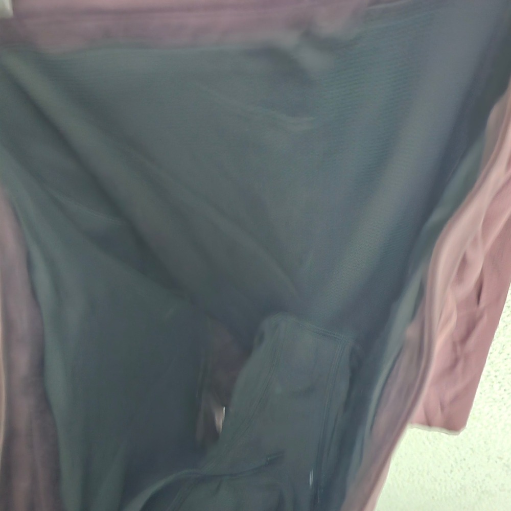 Lululemon Shorts Mens XL T.H.E Lined Athletic Training Shorts 9" - Picture 11 of 13